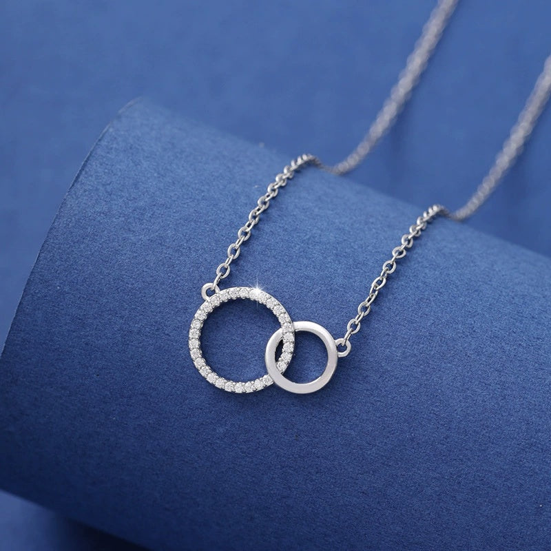 Collier Double Anneau — Double Ring Necklace