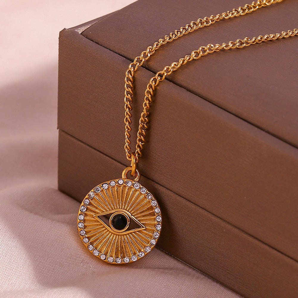 Soleil Noir Necklace – The Golden Eye of Light